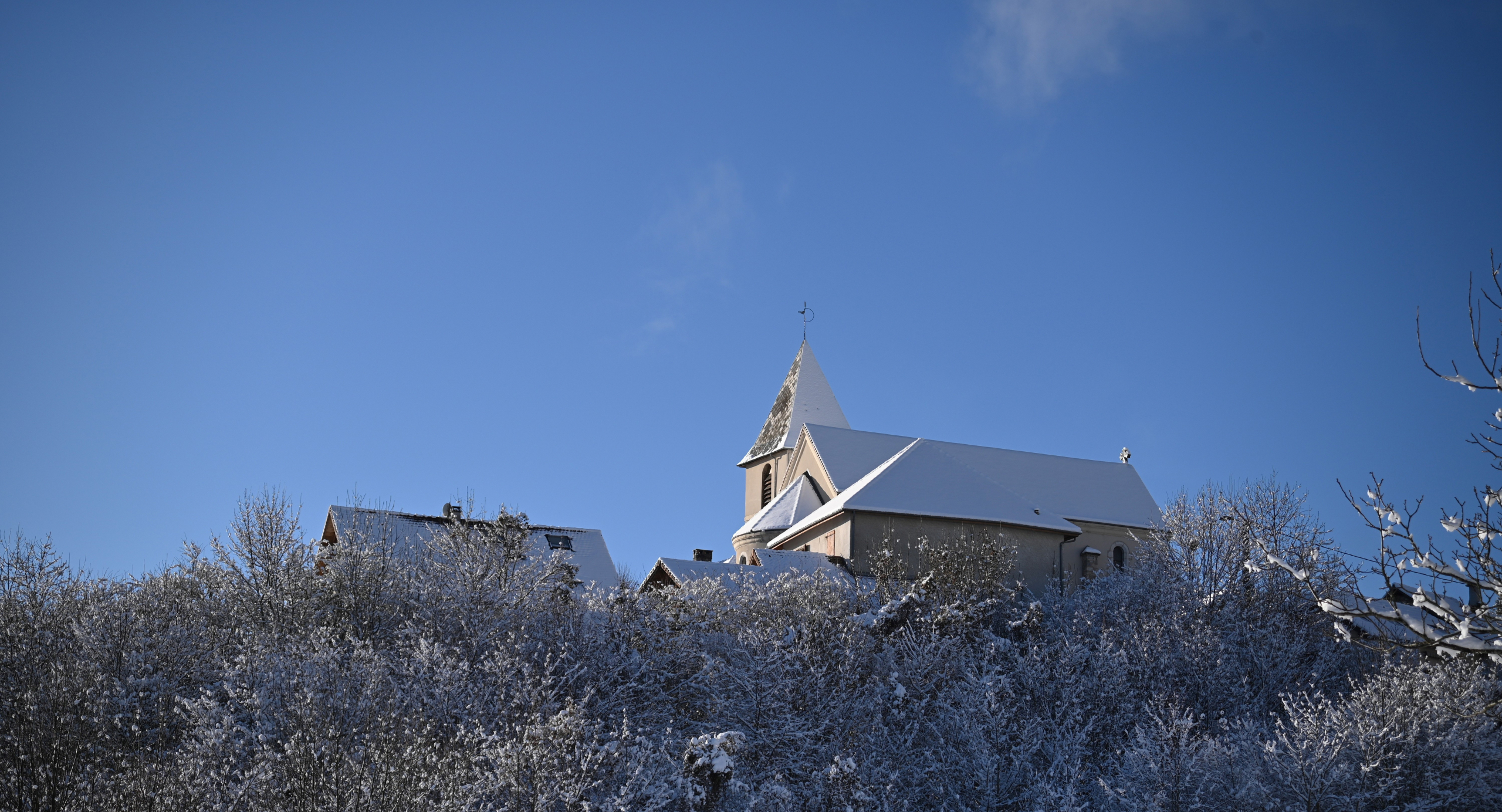 vue eglise hivers